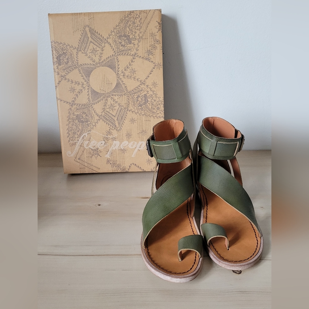 NWT Free People Vale Boot Leather Sandal Shoes - Brand new - "Khaki" color - Picture 6 of 12
